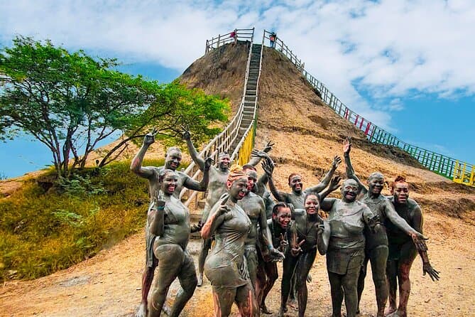 Volcán del Totumo + Playa Privada