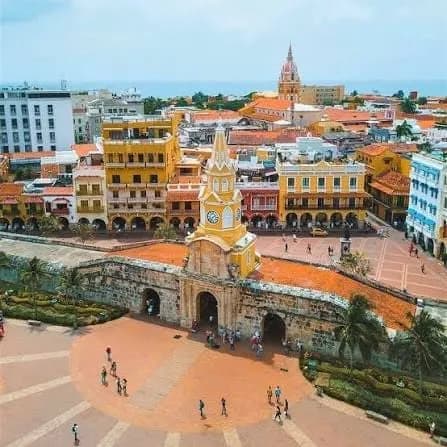 Catedral de Santa Catalina de Alejandría en el corazón de Cartagena